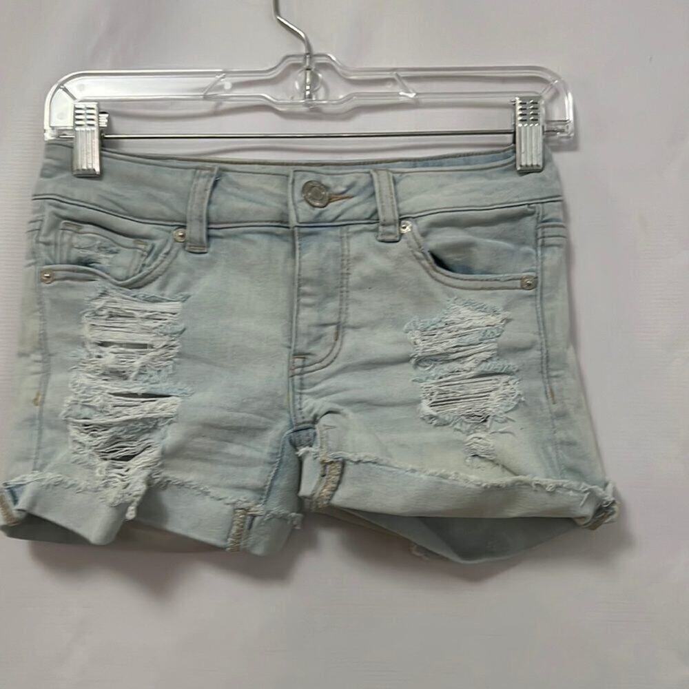 AMERICAN EAGLE OUTFITTERS DISTRESSED JEANS SIZE 00